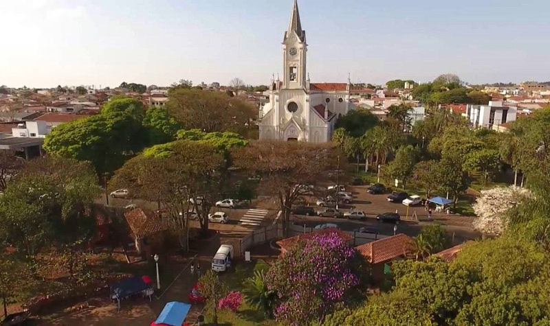 Descubra como o comércio eletrônico está dominando o mercado brasileiro! Em Abaetetuba, Pará, o WebCatálogo é a ferramenta ideal para quem busca praticidade, conforto e segurança na hora de abrir sua loja virtual.