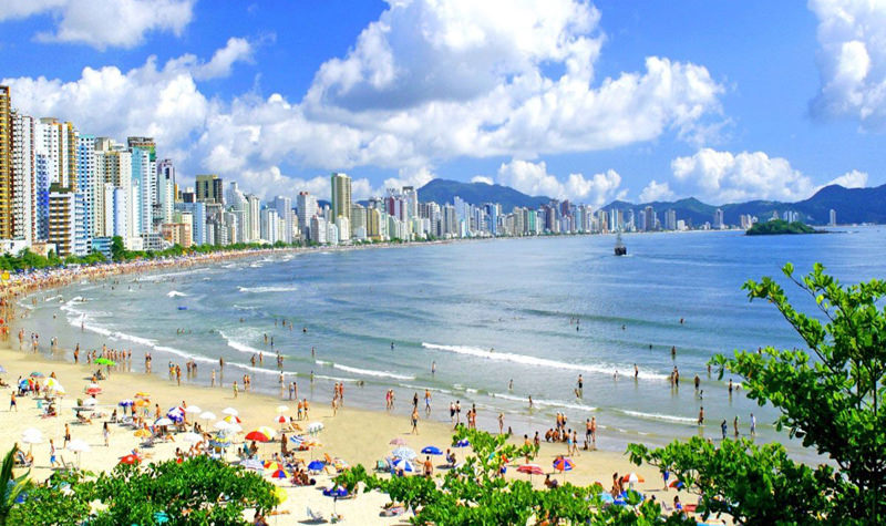 Descubra como o comércio eletrônico está dominando o mercado brasileiro! Em Abaetetuba, Pará, o WebCatálogo é a ferramenta ideal para quem busca praticidade, conforto e segurança na hora de abrir sua loja virtual.