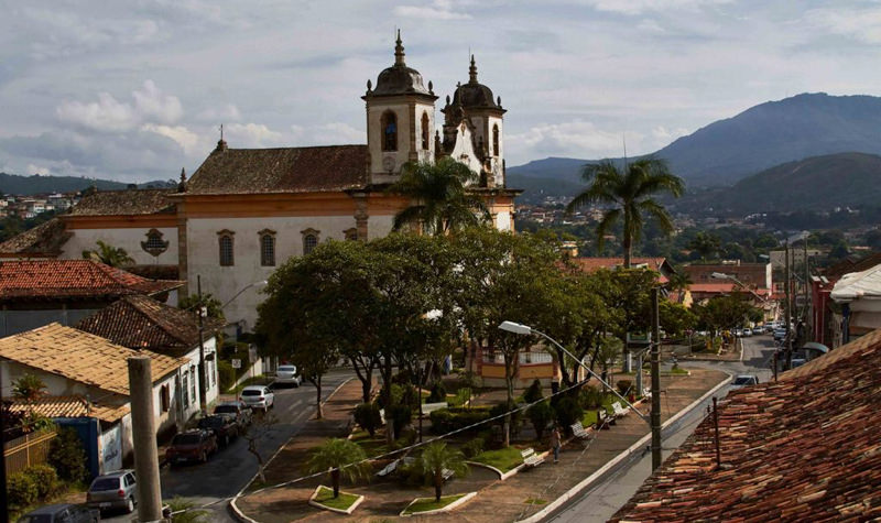 Descubra como o comércio eletrônico está dominando o mercado brasileiro! Em Abaetetuba, Pará, o WebCatálogo é a ferramenta ideal para quem busca praticidade, conforto e segurança na hora de abrir sua loja virtual.