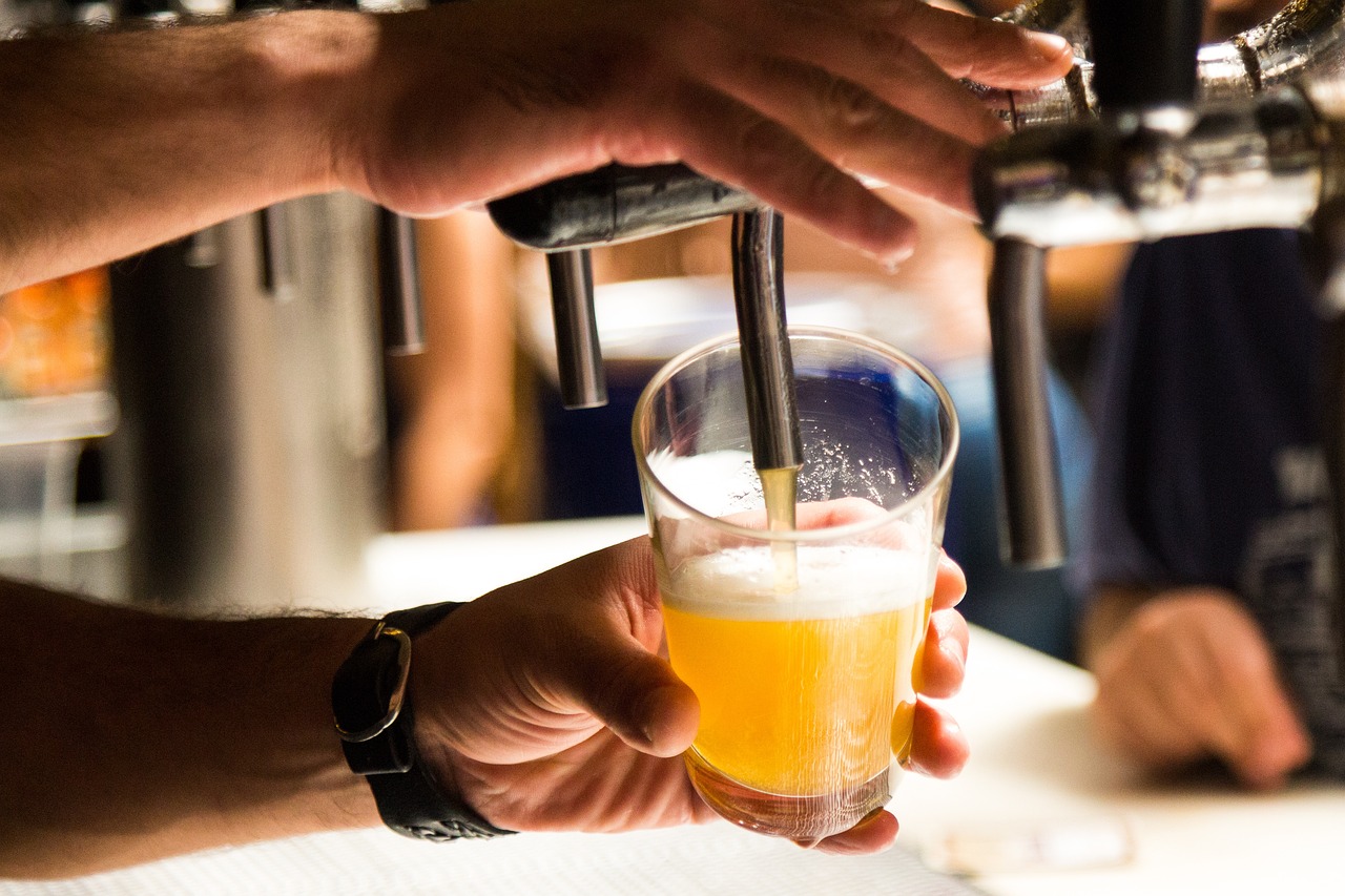 Como criar um happy hour inesquecível em seu restaurante